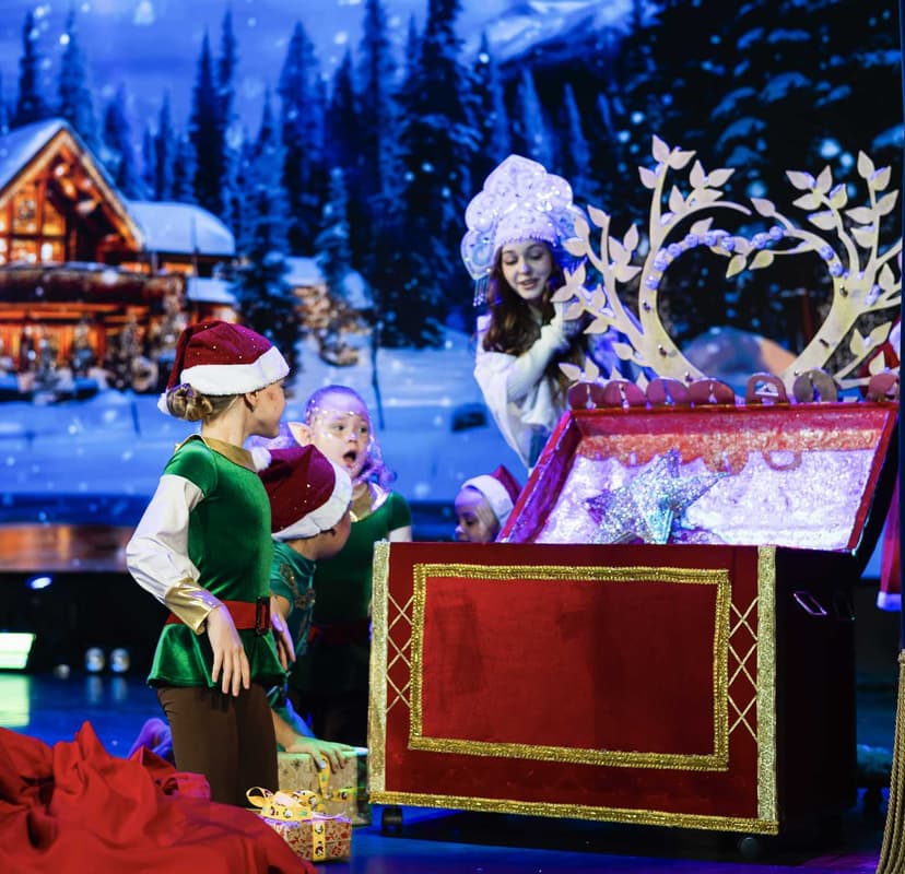 Новогодний спектакль «Хождение за три моря, или в поисках Нового года!» 🌊 ⚓️🎄